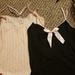 Set of 2 VS sleep tops